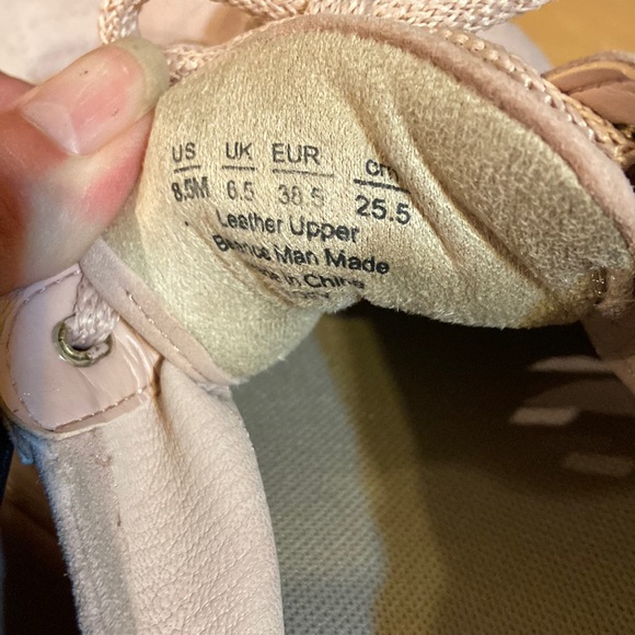 Naturalizer pastel pink suede runners size 6.5 - Picture 5 of 8